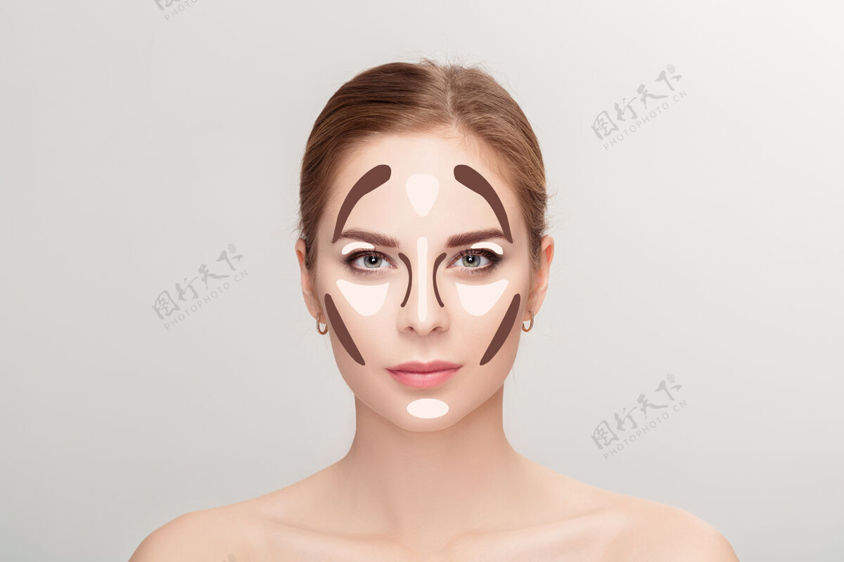 教程轮廓制造灰色的女人脸背景轮廓突出显示化妆师面部化妆样本年轻正确突出显示