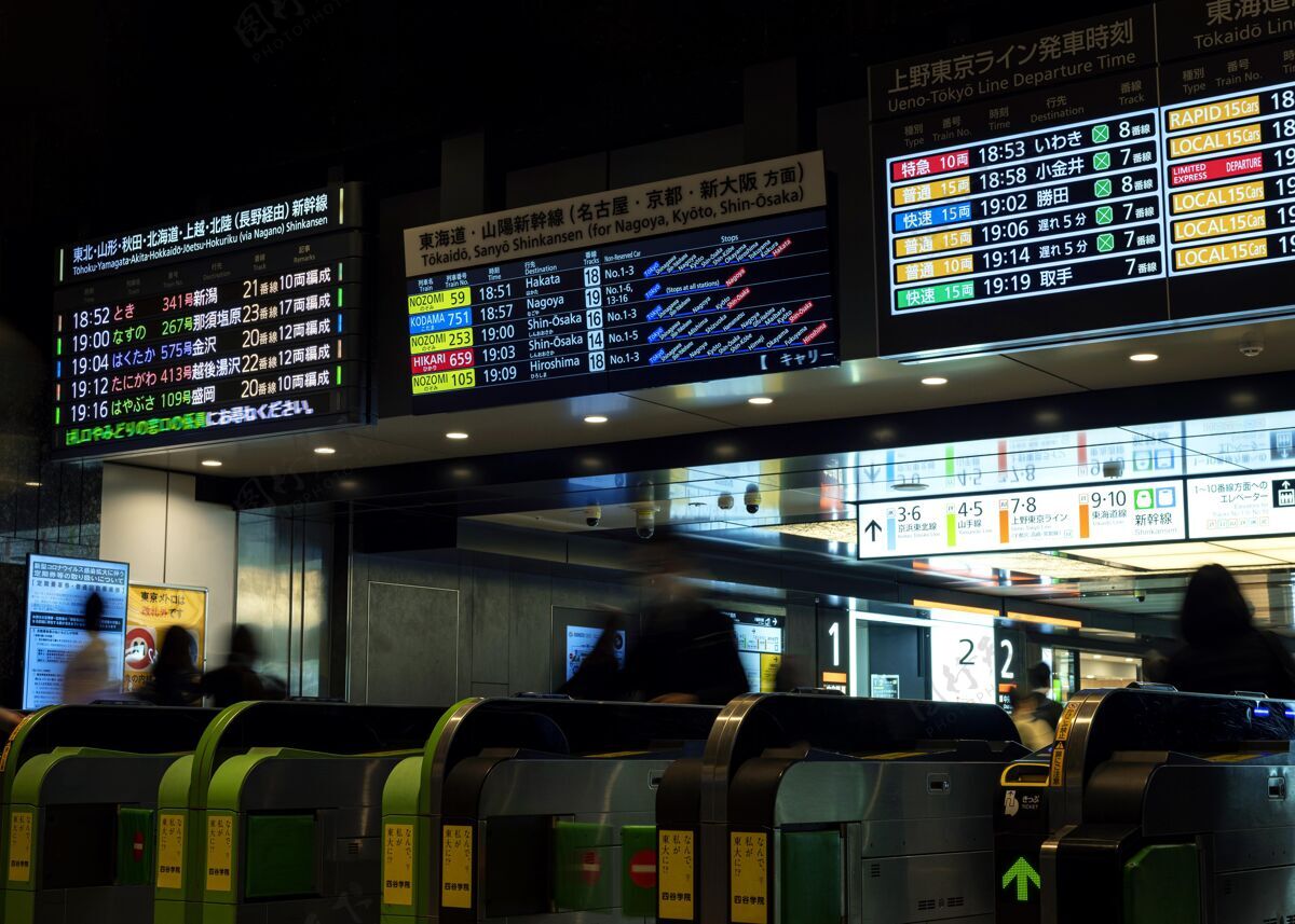 旅游日本地铁系统乘客信息显示屏信息火车站地铁
