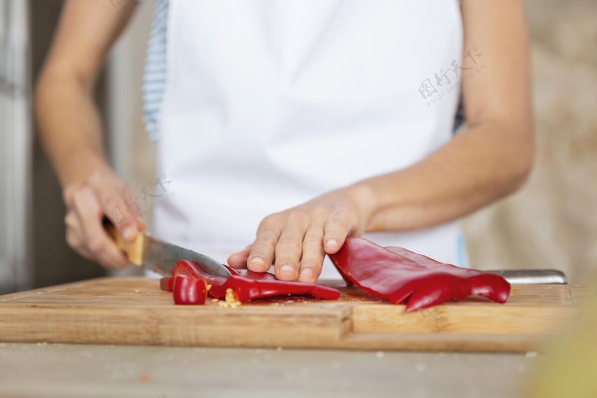 美食用手切甜椒美味膳食美食