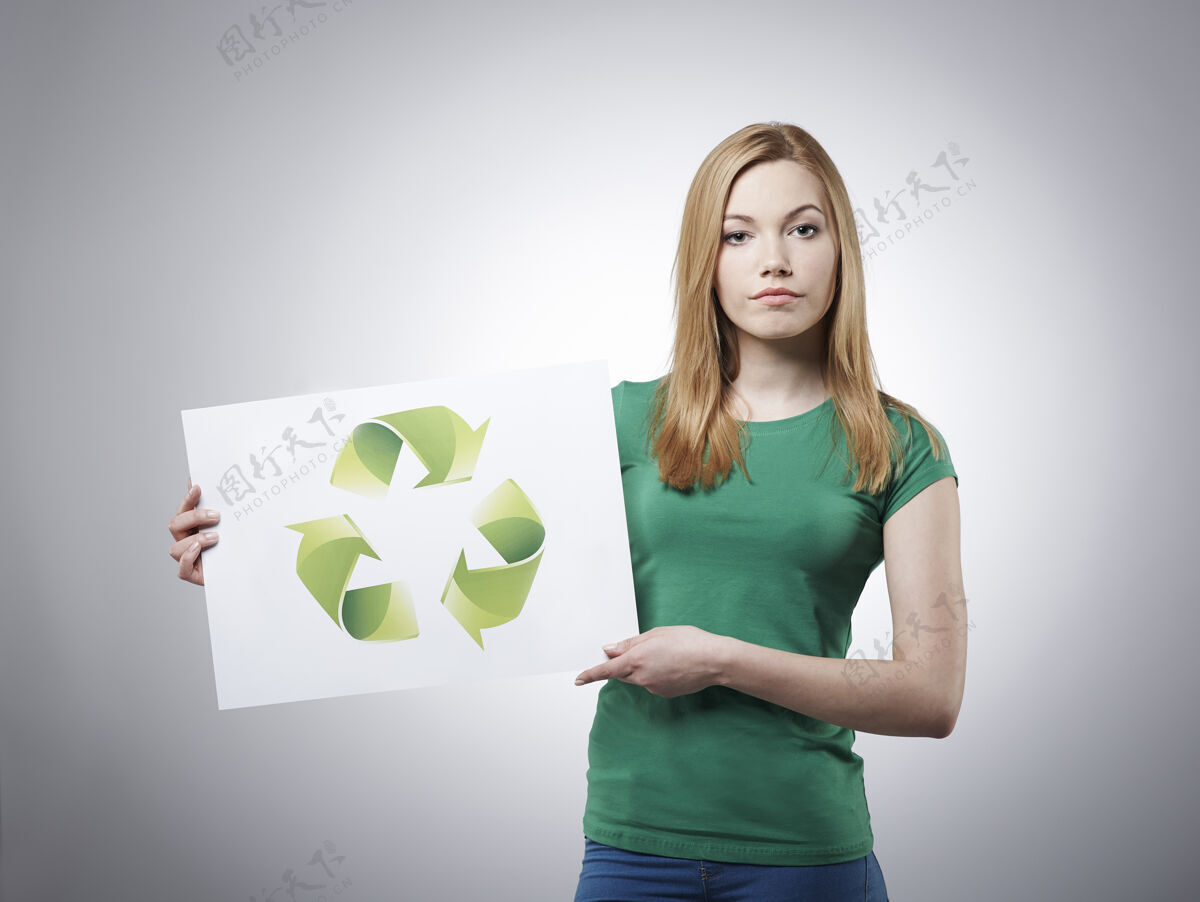 回收回收在我们的生活中是很严重的事情显示责任社会意识符号