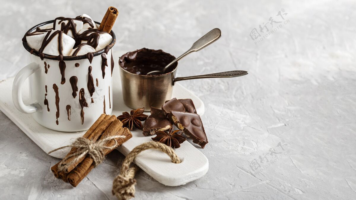 棉花糖美味的热巧克力概念与复制空间传统空间美味
