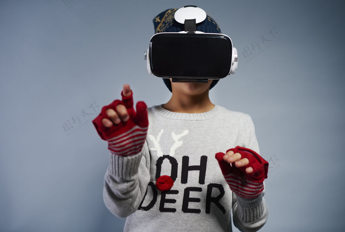 模拟器儿童使用虚拟现实眼镜圣诞礼物耳机圣诞节